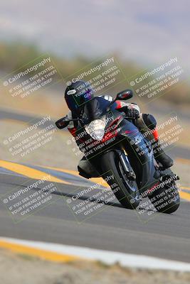 media/Sep-11-2022-SoCal Trackdays (Sun) [[81b7e951af]]/Turn 14 (1130am)/